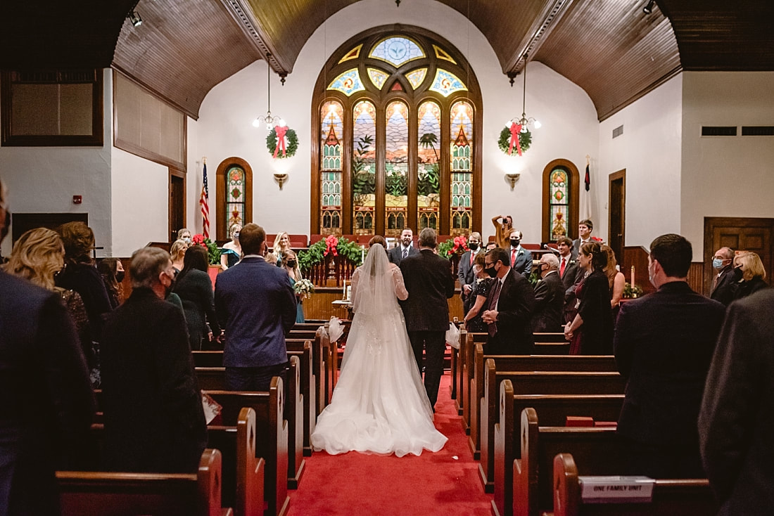 Christmas wedding at CUMC Sanctuary on the Square in Collierville TN