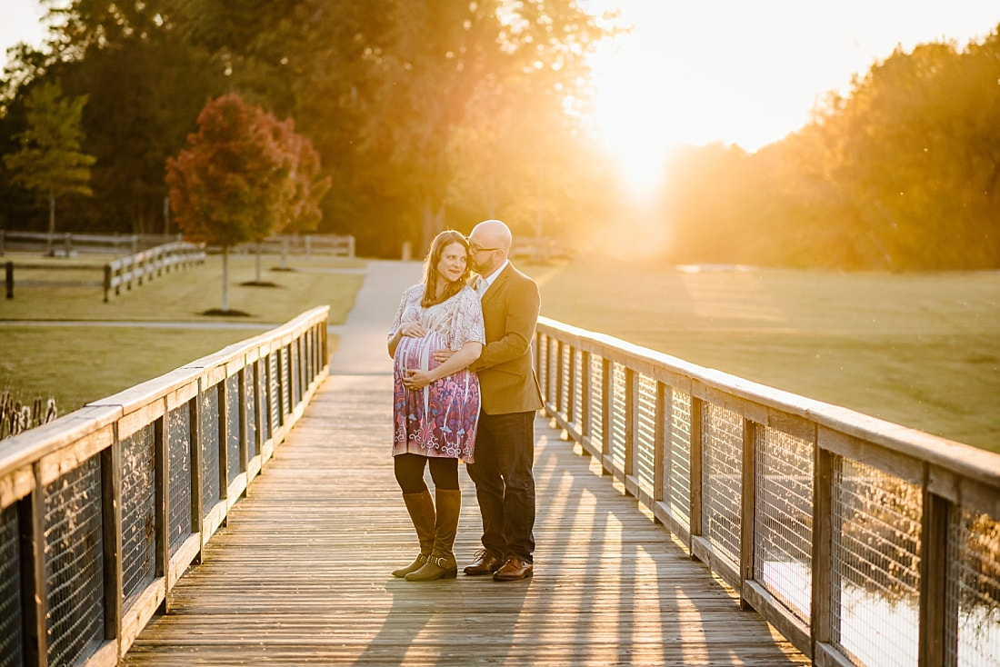 fall maternity photos at Hinton Park in Collierville, TN during golden hour