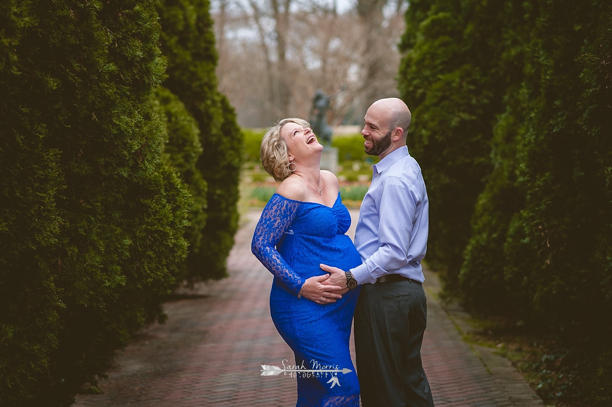 Memphis maternity photography for a rainbow baby at Memphis Botanic Garden by Sarah Morris Photography